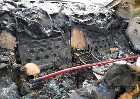 2022 Dodge Challenger R/T z USA, uszkodzony, nr VIN 2C3CDZBT8NH171406